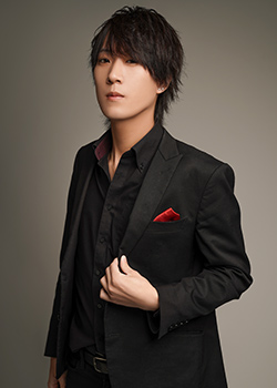 新田真(Shin Arata)