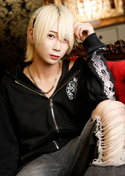 恋白凛(Rin Kohaku)