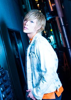 彩夜仁(Jin Saiya)